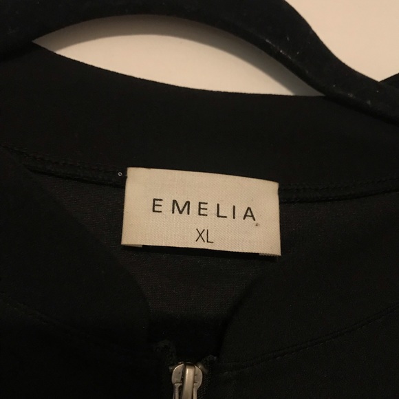 Black jacket with Ruffles - Picture 2 of 3